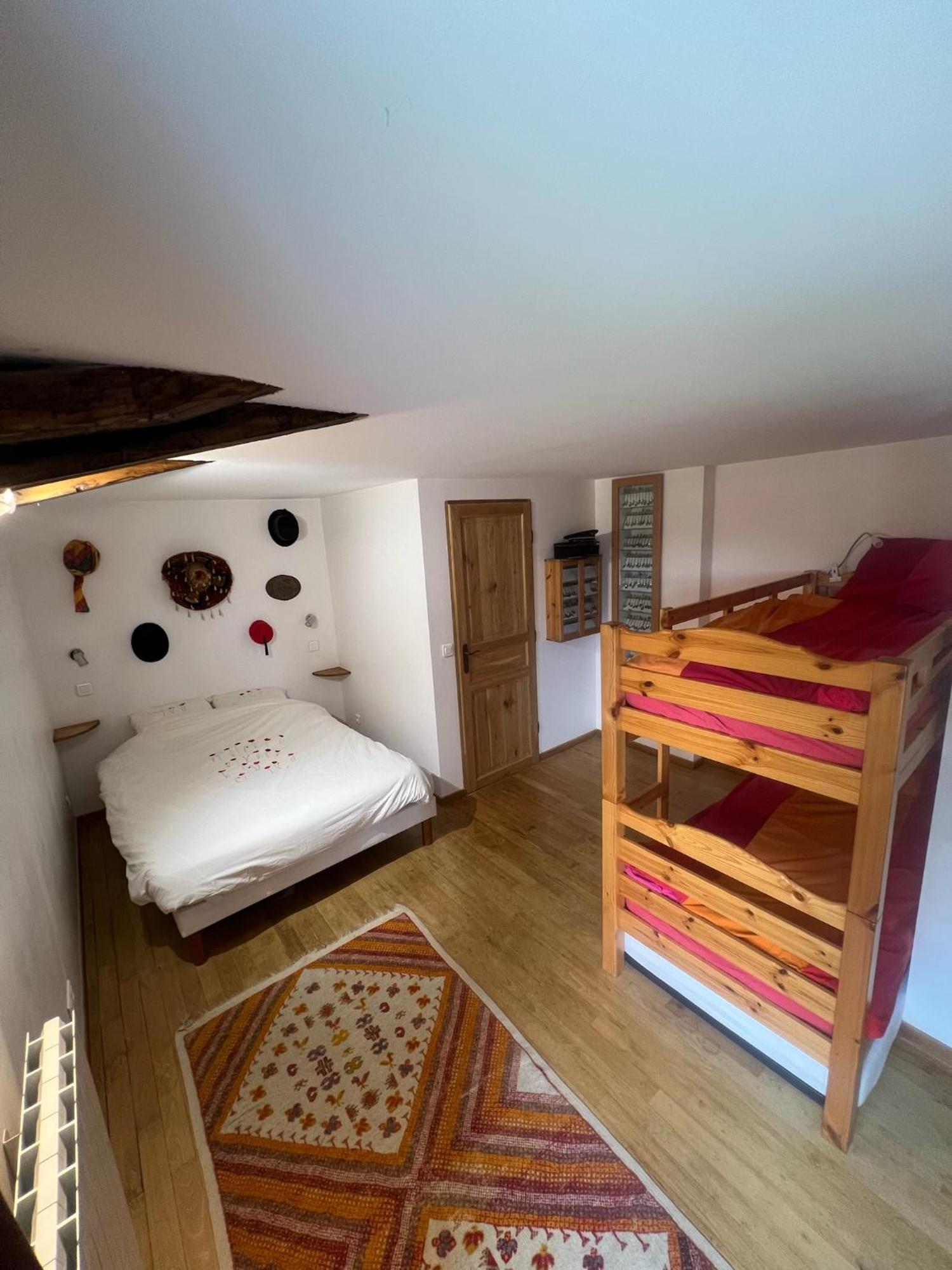 Les Garennes Hotel Saint-Uze Ngoại thất bức ảnh