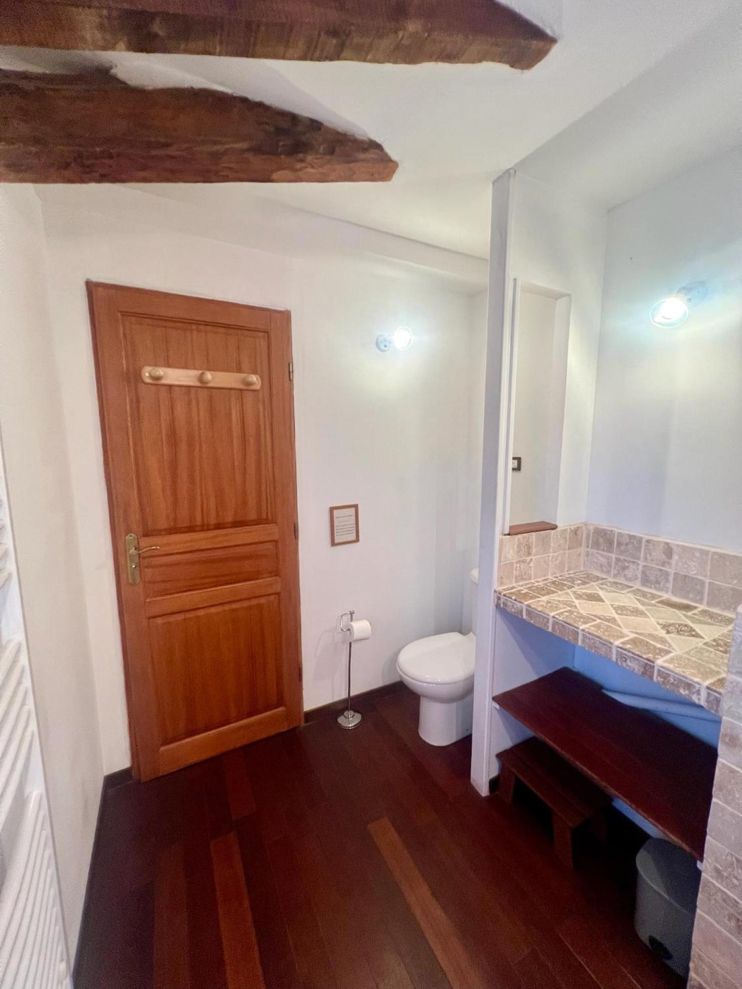 Les Garennes Hotel Saint-Uze Ngoại thất bức ảnh